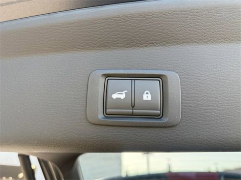 New 2026 Mitsubishi Outlander SE image 10