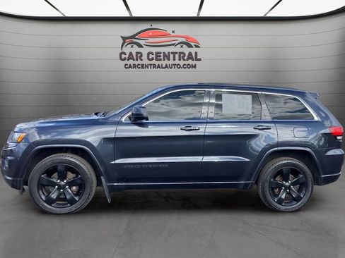 Used 2015 Jeep Grand Cherokee Altitude AWD/4WD image 2