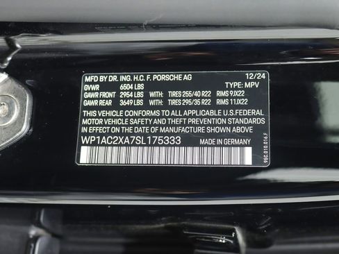 Used 2025 Porsche Macan Turbo Electric AWD/4WD image 49