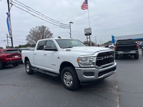Used 2019 RAM 2500 Big Horn image 2