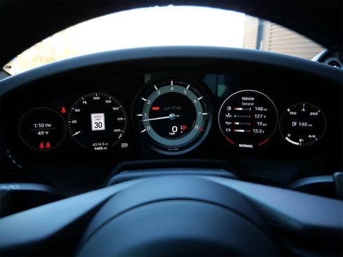 Used 2022 Porsche 911 Carrera 4 GTS image 11