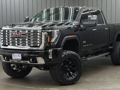 Used 2026 GMC Sierra 2500 Denali w/ Denali Reserve Package