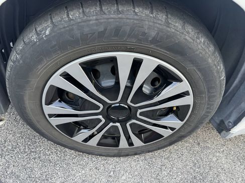 Used 2001 Toyota Celica GT image 26