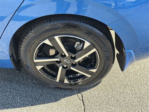 Certified 2025 Nissan Sentra SV image 29