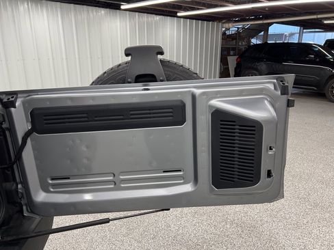 Used 2024 Ford Bronco Outer Banks image 12