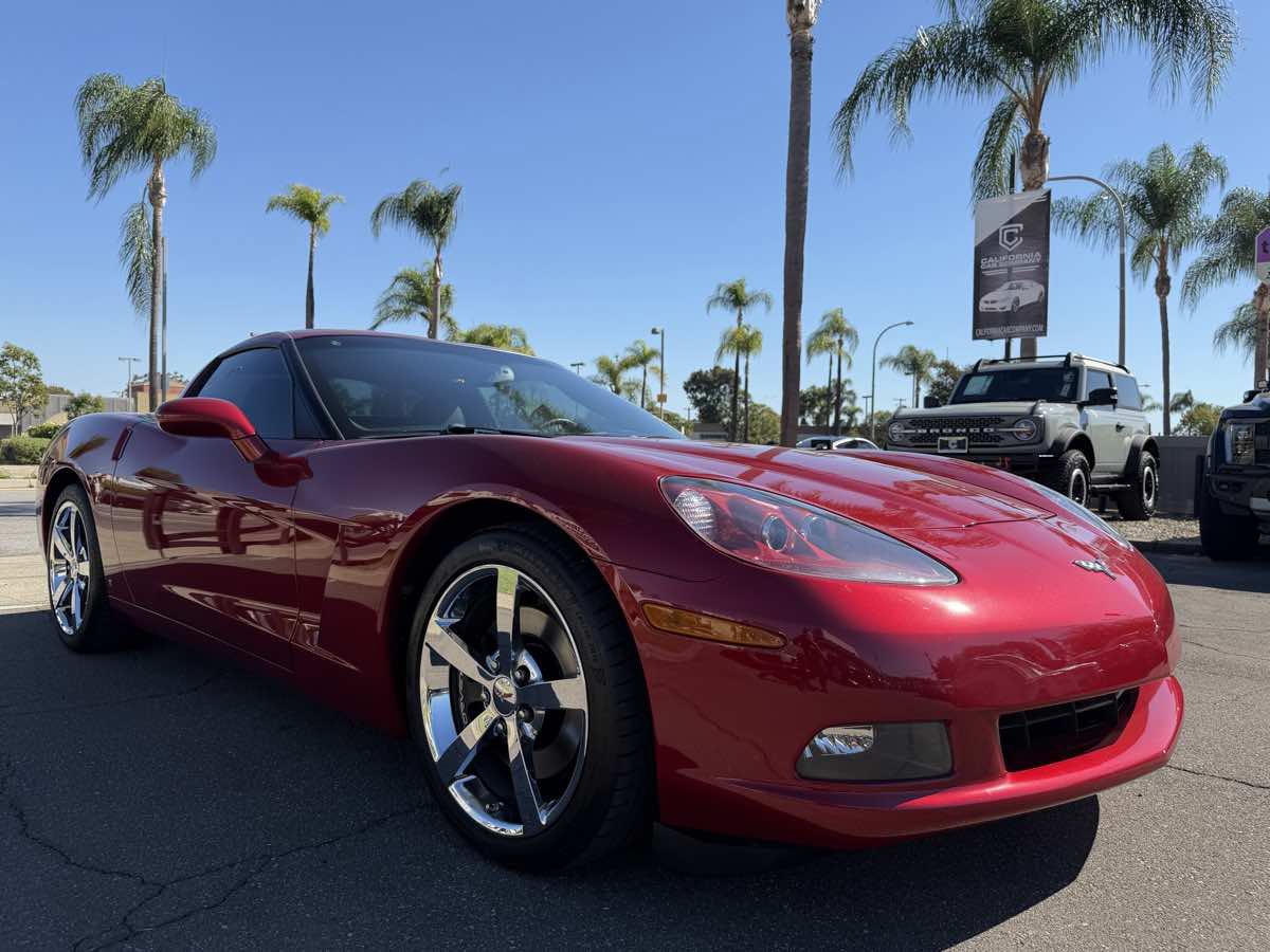 Used 2009 Chevrolet Corvette Coupe w/ Preferred Equipment Group RWD image 10