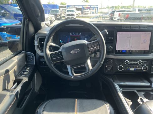 Used 2024 Ford F250 Platinum AWD/4WD image 31