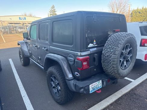 Used 2019 Jeep Wrangler Unlimited Rubicon image 2