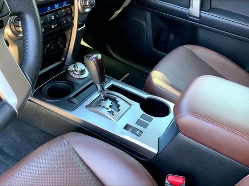 Used 2018 Toyota 4Runner Limited AWD/4WD image 16