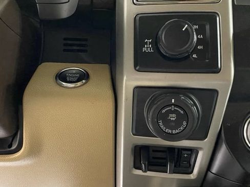 Certified 2019 Ford F150 Lariat w/ Equipment Group 502A Luxury AWD/4WD image 35