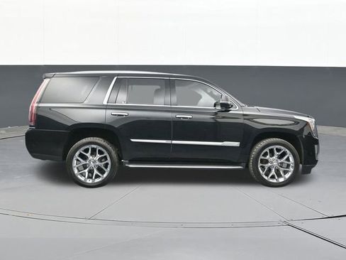 Used 2020 Cadillac Escalade Luxury image 16