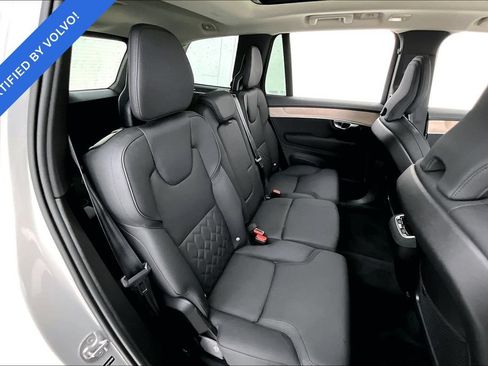Used 2025 Volvo XC90 B6 Plus AWD/4WD image 34
