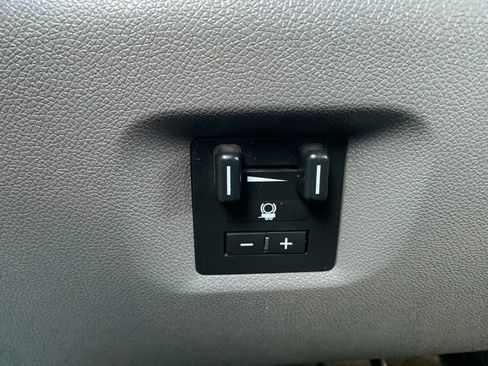 Used 2013 Chevrolet Silverado 3500 W/T RWD image 15