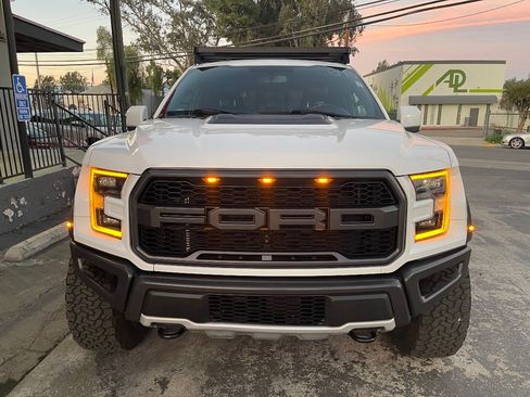 Used 2017 Ford F150 Raptor w/ Equipment Group 802A Luxury image 2