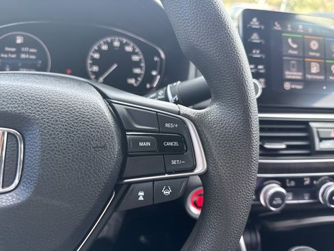 Certified 2018 Honda Accord EX image 23