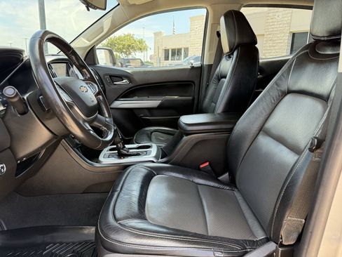 Used 2019 Chevrolet Colorado LT AWD/4WD image 25