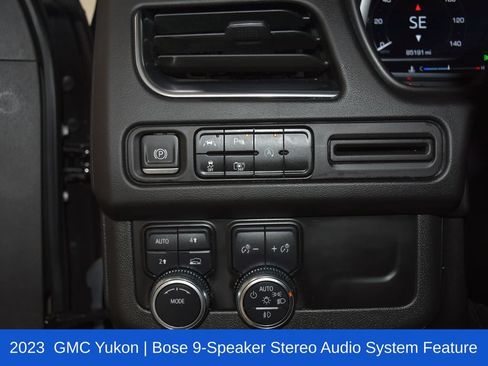 Used 2023 GMC Yukon SLT w/ SLT Premium Package AWD/4WD image 9