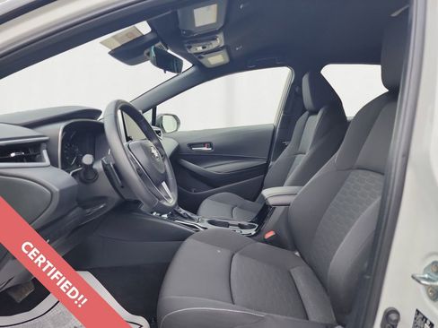 Certified 2025 Toyota Corolla Hatchback w/ SE Package image 9
