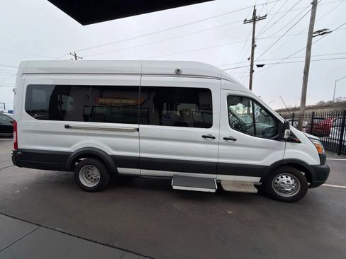 Used 2019 Ford Transit 350 XL image 12