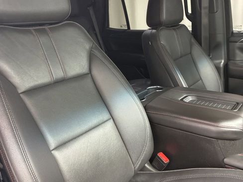 Used 2022 Chevrolet Tahoe RST w/ Luxury Package image 27