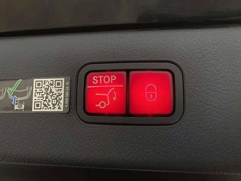 Used 2023 Mercedes-Benz EQS 580 580 4MATIC image 7