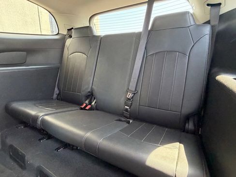 Used 2017 Buick Enclave Leather AWD/4WD image 14
