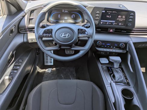 New 2026 Hyundai Elantra Sport FWD image 15