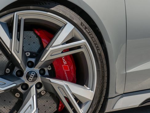 Used 2021 Audi RS 7 Sportback AWD/4WD image 54