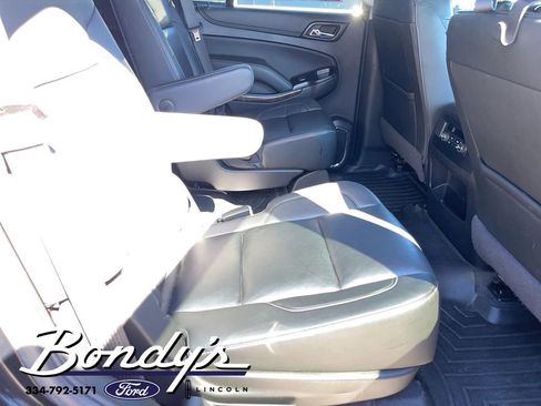 Used 2020 Chevrolet Tahoe LT w/ Luxury Package image 17