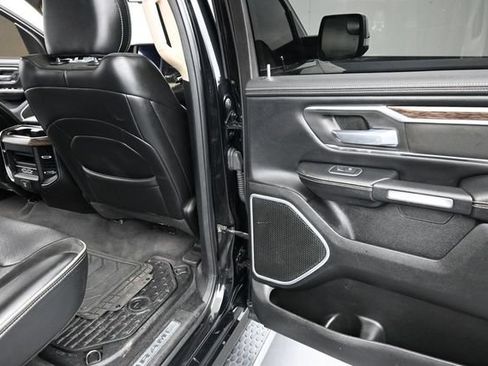 Used 2020 RAM 1500 Laramie AWD/4WD image 14