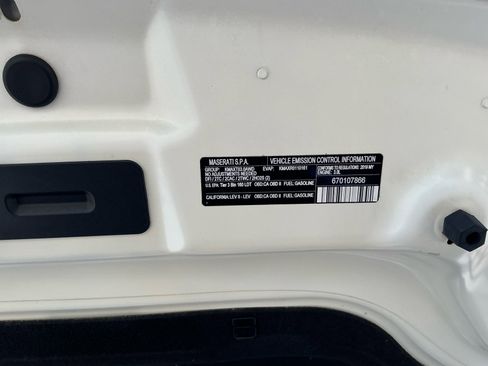 Used 2019 Maserati Levante image 25