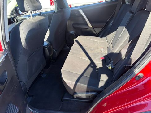 Used 2015 Toyota RAV4 LE AWD/4WD image 42