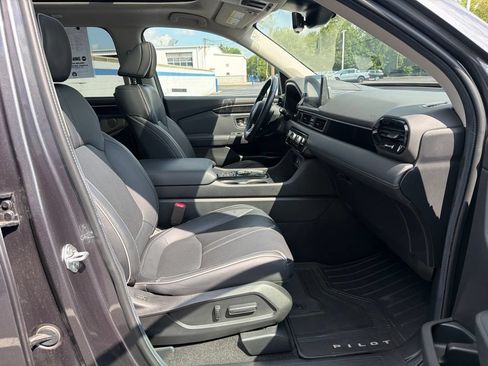 Certified 2024 Honda Pilot Elite image 25