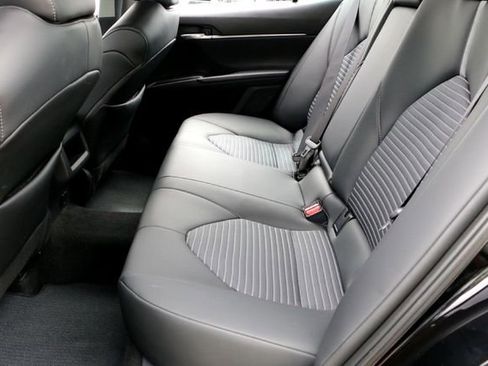 Used 2024 Toyota Camry SE image 24