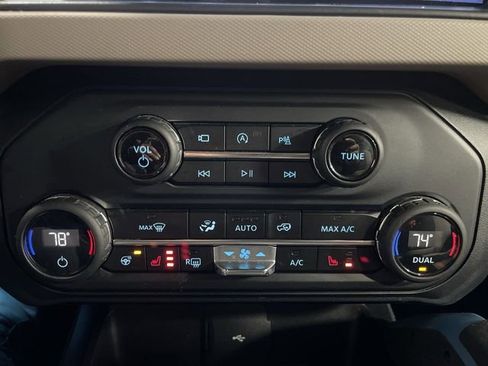 Used 2021 Ford Bronco Wildtrak image 19