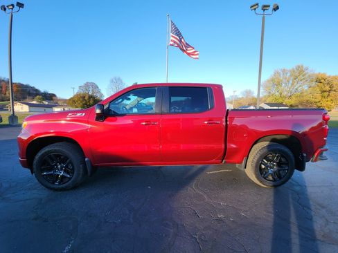 Used 2025 Chevrolet Silverado 1500 RST AWD/4WD image 2