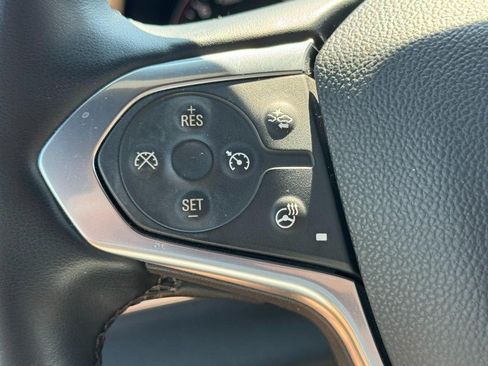 Used 2023 Chevrolet Traverse Premier w/ LPO, Floor Liner Package AWD/4WD image 18