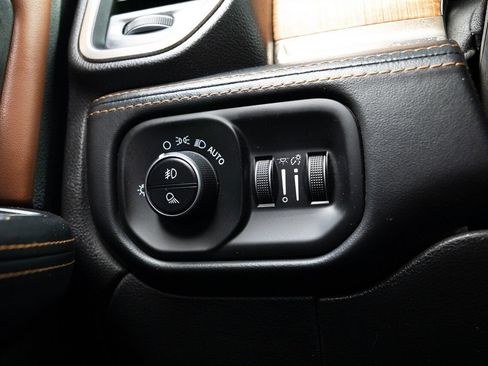 Used 2020 RAM 2500 Limited AWD/4WD image 30