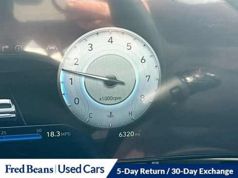 Certified 2024 Hyundai Elantra SEL image 14