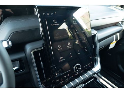 New 2026 GMC Yukon Denali image 24