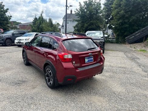 Used 2014 Subaru Crosstrek 2.0i Premium AWD/4WD image 4
