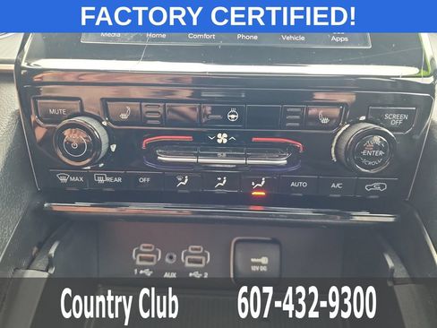 Used 2024 Jeep Grand Cherokee L Laredo AWD/4WD image 16
