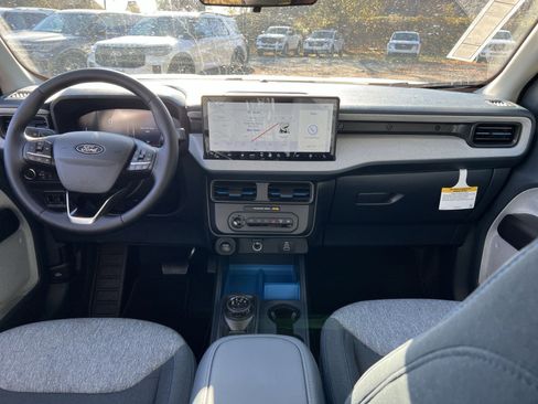 New 2025 Ford Maverick XLT w/ XLT Luxury Package image 22