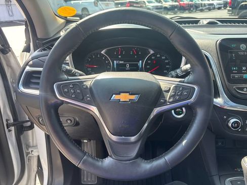 Used 2018 Chevrolet Equinox Premier AWD/4WD image 16