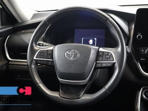 Certified 2024 Toyota Grand Highlander AWD image 15