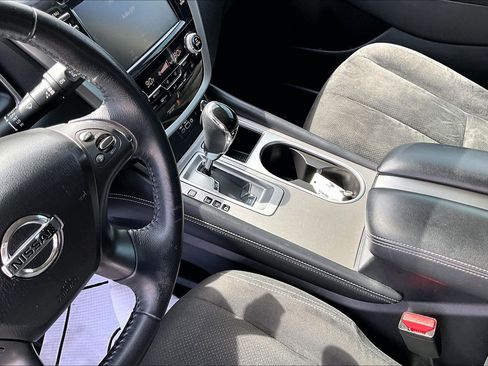Used 2019 Nissan Murano SV FWD image 15