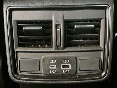 Used 2025 Subaru Forester Limited AWD/4WD image 27