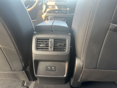Certified 2023 Nissan Rogue SV w/ SV Premium B Package FWD image 21