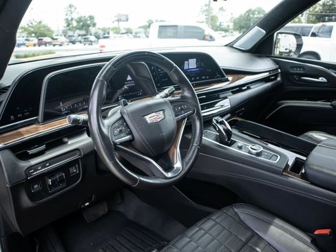 Used 2023 Cadillac Escalade Sport Platinum RWD image 37