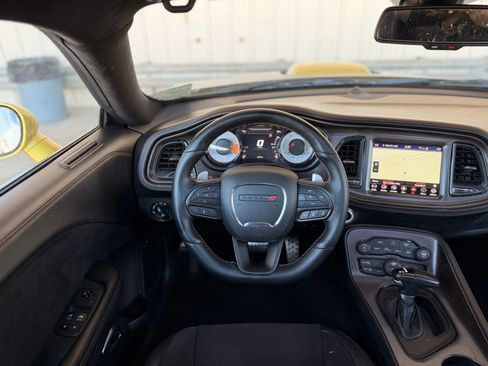 Used 2020 Dodge Challenger R/T RWD image 33